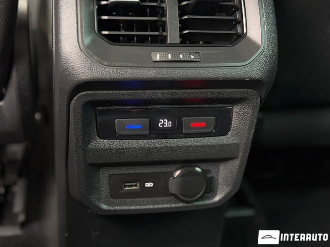 Volkswagen Tiguan 47 interauto-car