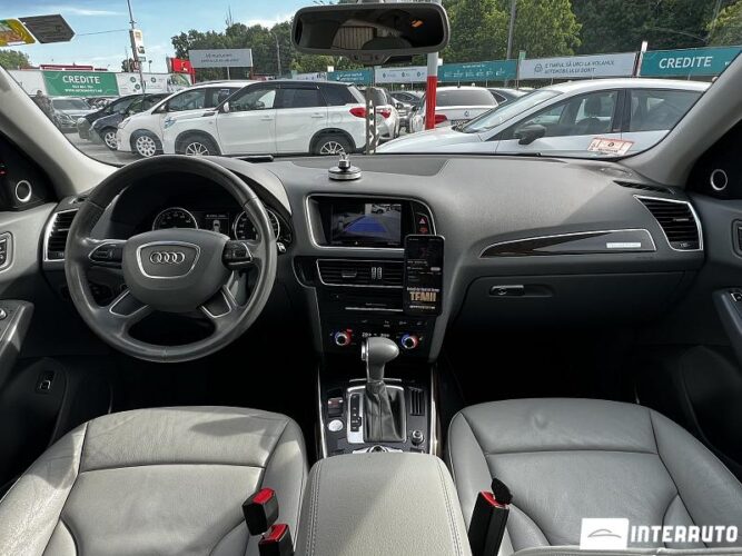 Audi Q5 43 interauto-car