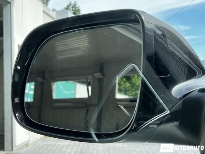 Audi Q5 57 interauto-car