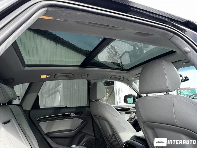 Audi Q5 50 interauto-car