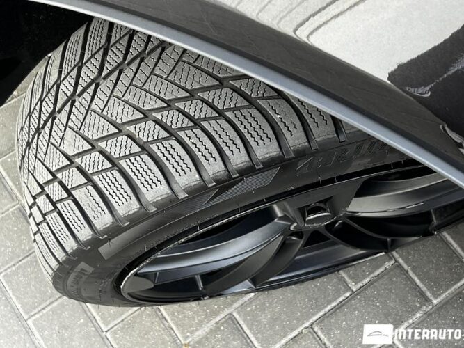 Audi Q5 58 interauto-car