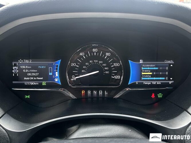 Lincoln MKZ 46 interauto-car