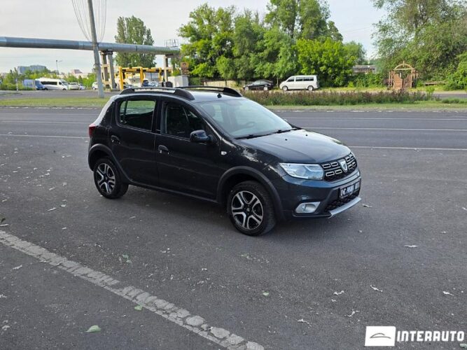 Dacia Sandero Stepway 29 interauto-car