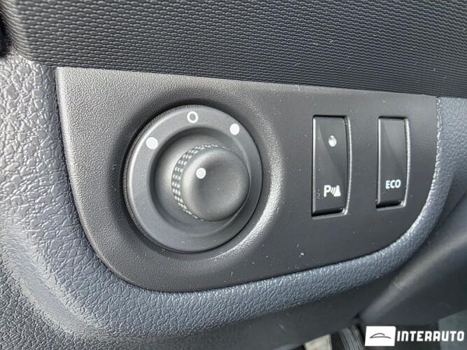 Dacia Sandero Stepway 40 interauto-car