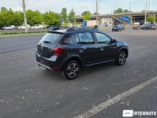 Dacia Sandero Stepway 32 interauto-car