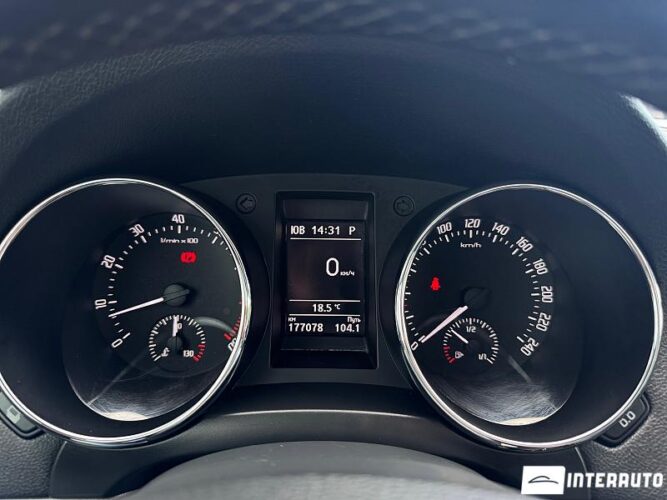 Skoda Yeti 37 interauto-car