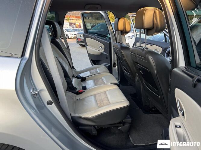 Renault Grand Scenic 47 interauto-car
