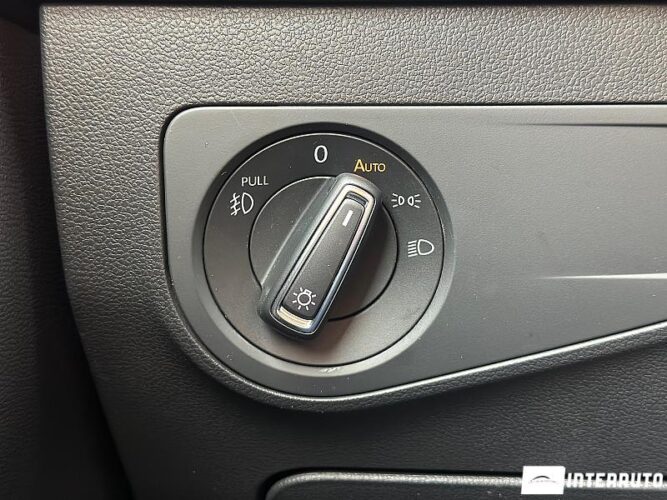 Volkswagen Tiguan 40 interauto-car