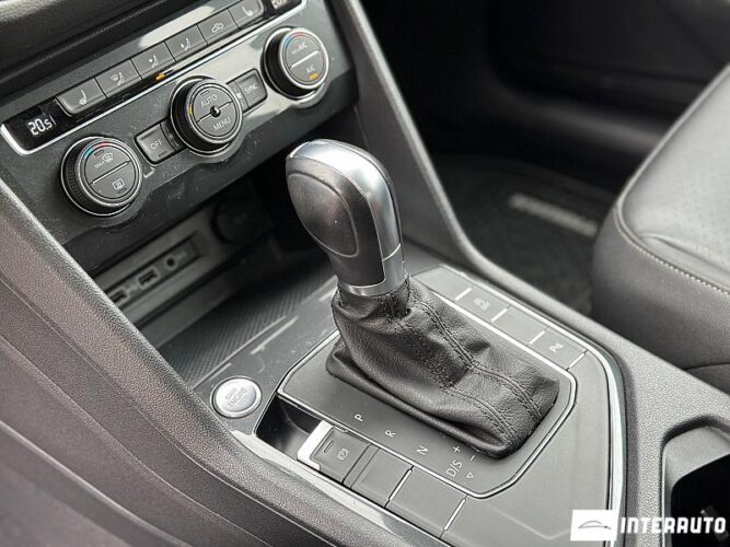 Volkswagen Tiguan 44 interauto-car