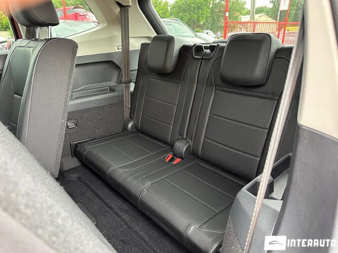 Volkswagen Tiguan 49 interauto-car