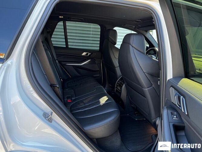 BMW X5 4.0i 49 interauto-car