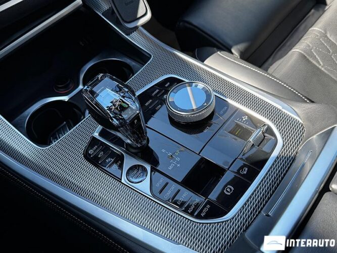 BMW X5 4.0i 48 interauto-car