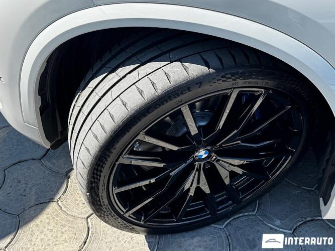 BMW X5 4.0i 56 interauto-car