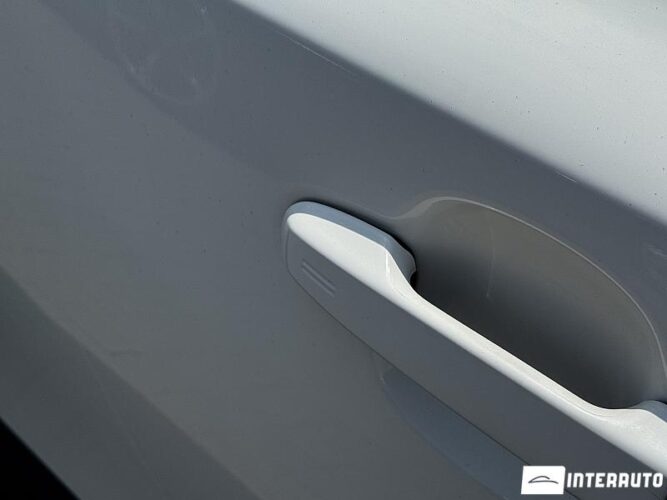 Toyota C-HR 35 interauto-car