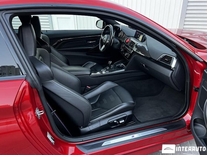 BMW M4 Competition 43 interauto-car