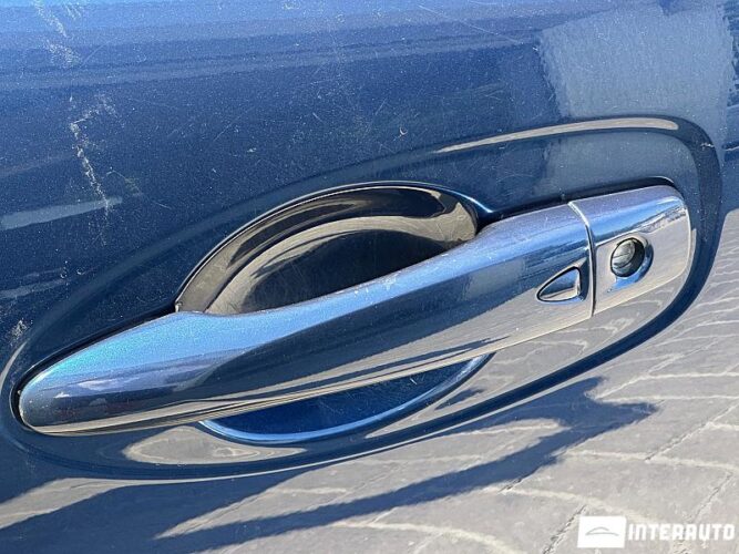 Renault Kadjar 48 interauto-car