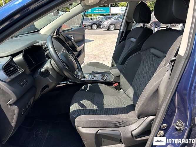 Renault Kadjar 36 interauto-car