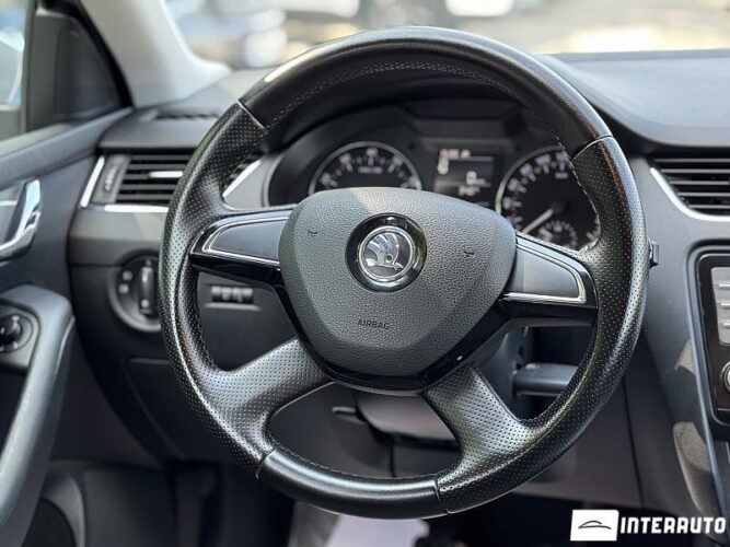 Skoda Octavia 39 interauto-car