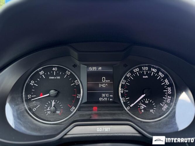 Skoda Octavia 40 interauto-car