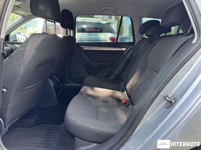 Skoda Octavia 45 interauto-car