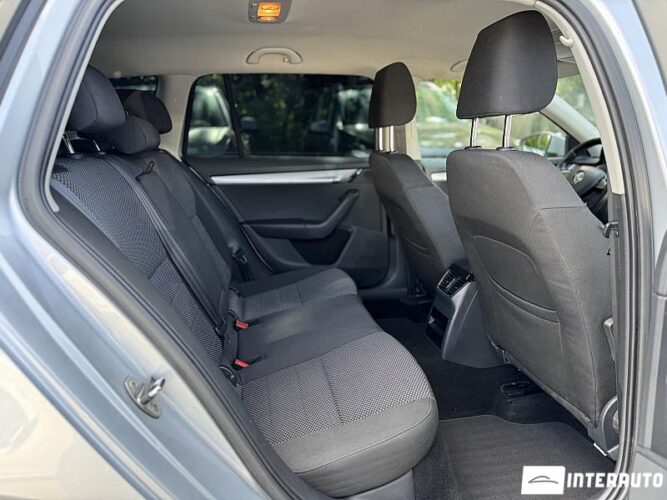 Skoda Octavia 46 interauto-car