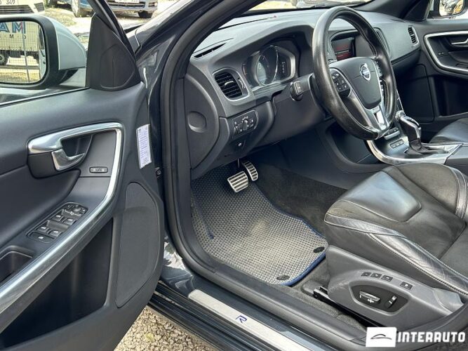 Volvo V 60 33 interauto-car