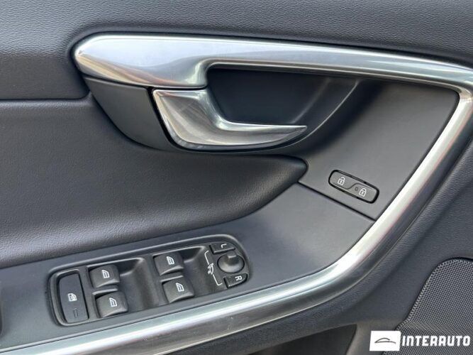 Volvo V 60 35 interauto-car