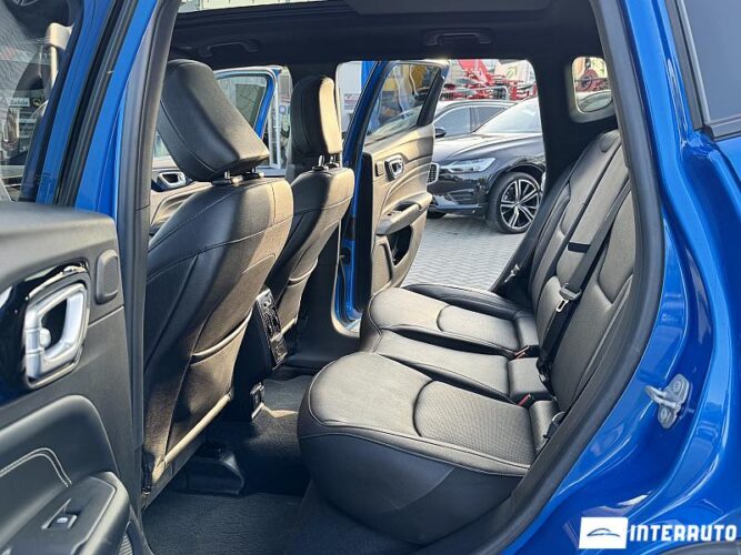 Jeep Compass 48 interauto-car