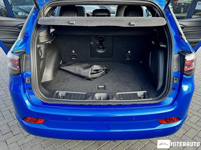 Jeep Compass 59 interauto-car