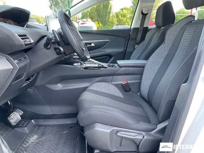 Peugeot 3008 33 interauto-car