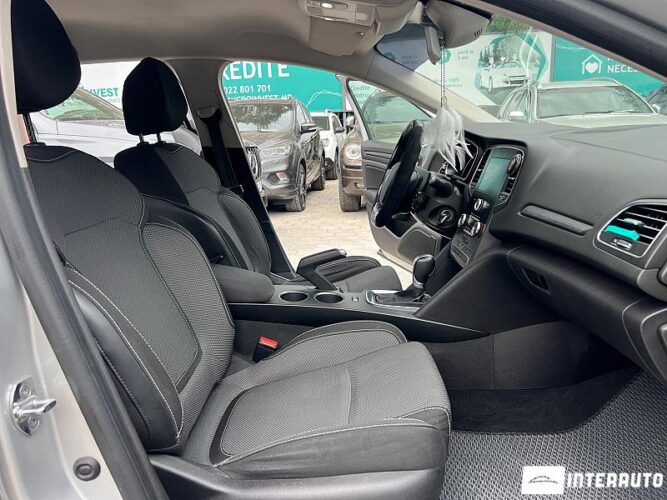 Renault Megane 30 interauto-car