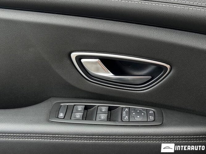 Renault Grand Scenic 49 interauto-car