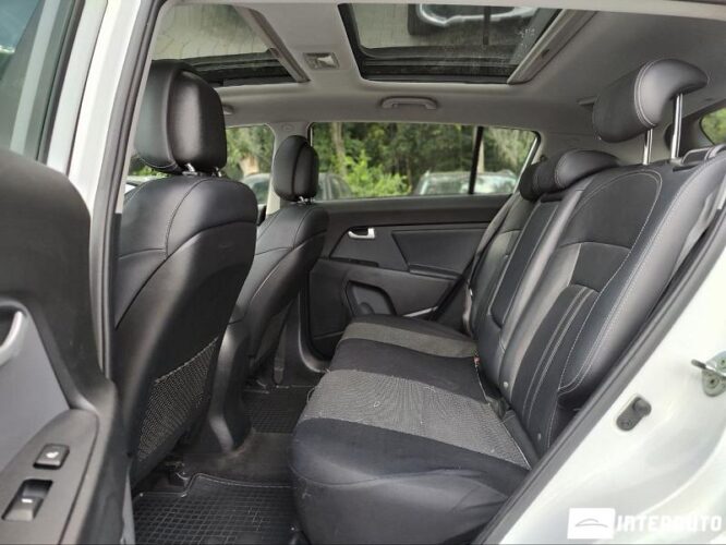 Kia Sportage 38 interauto-car