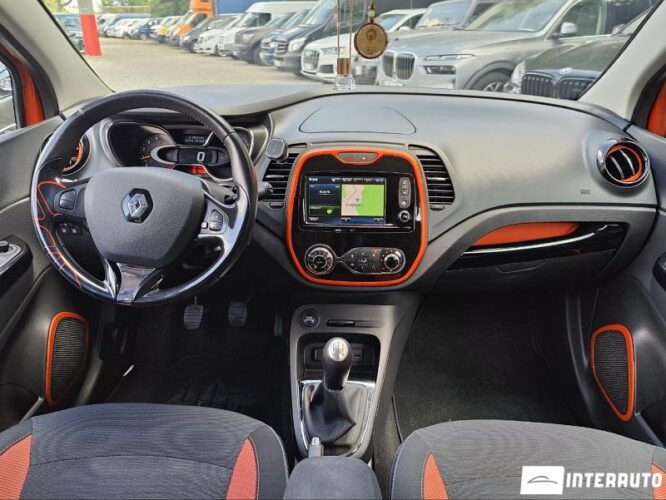 Renault Captur 33 interauto-car