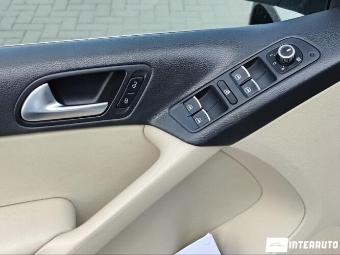 Volkswagen Tiguan 41 interauto-car