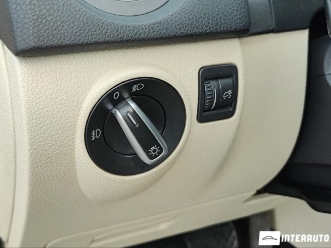 Volkswagen Tiguan 40 interauto-car