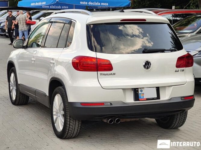 Volkswagen Tiguan 30 interauto-car