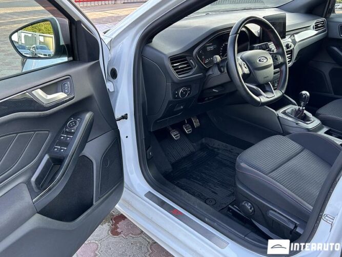 Ford Focus 35 interauto-car
