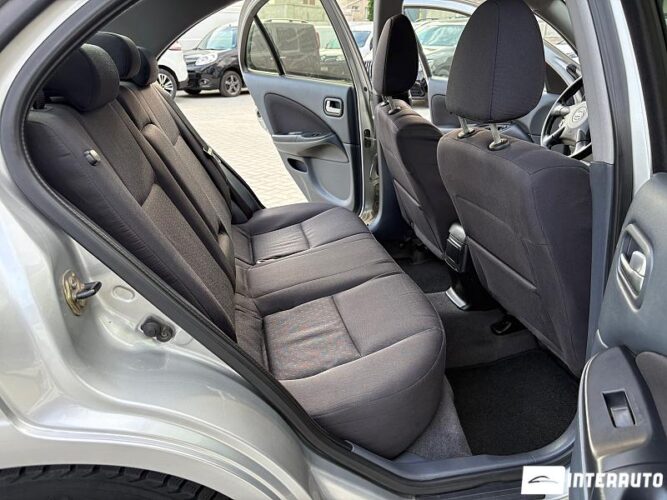 Nissan Almera 43 interauto-car