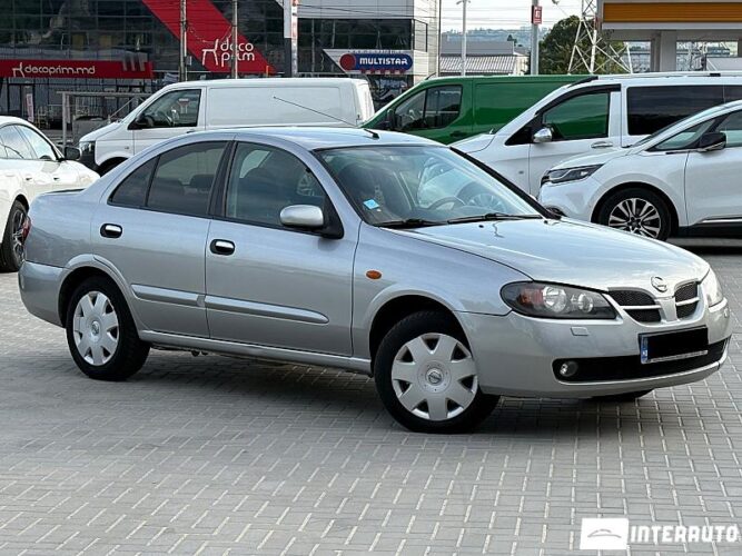 Nissan Almera 30 interauto-car
