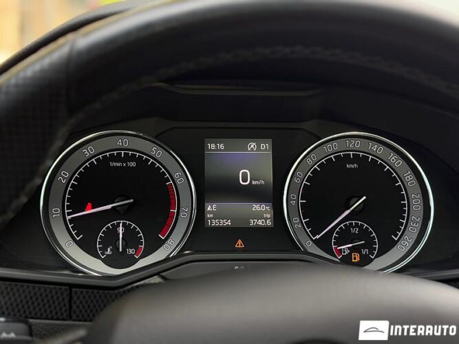 Skoda Superb 59 interauto-car