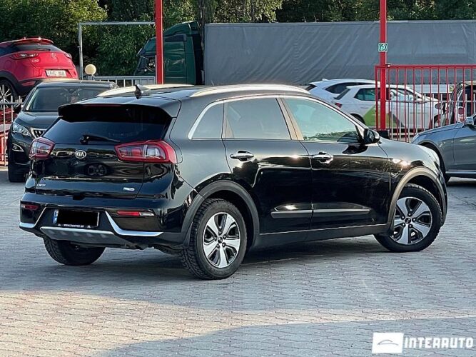Kia Niro 31 interauto-car