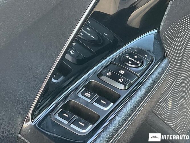 Kia Niro 34 interauto-car