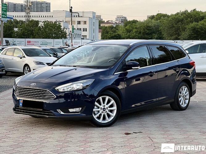 Ford Focus 30 interauto-car
