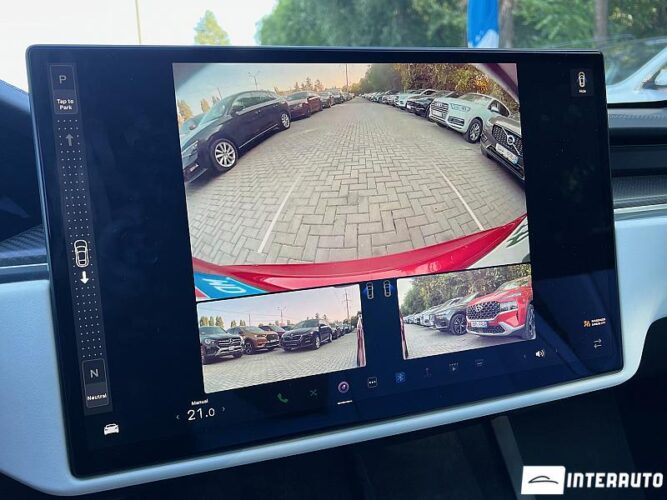 Tesla Model S Plaid 42 interauto-car