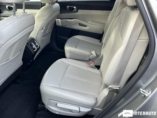 Kia Sorento 50 interauto-car