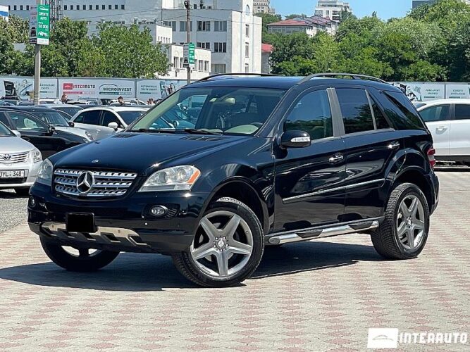 Mercedes ML 500 33 interauto-car