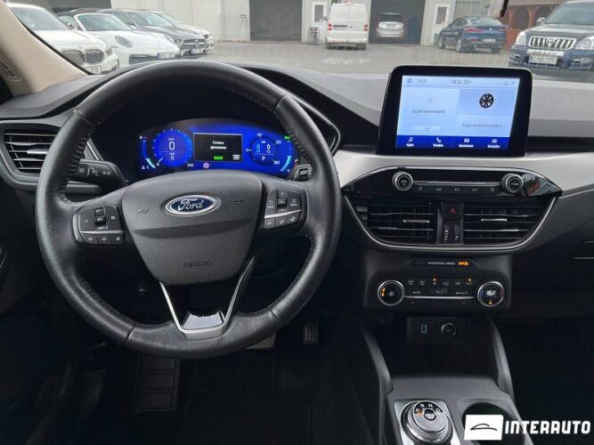 Ford Escape 43 interauto-car