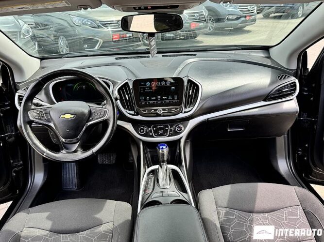 Chevrolet Volt 38 interauto-car