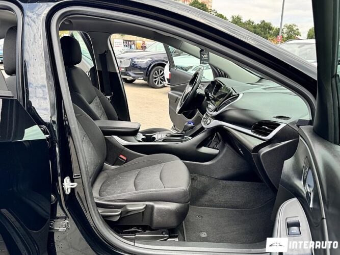 Chevrolet Volt 47 interauto-car